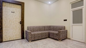 Unclassified image, 2 of 20, button - Deluxehotel Gaurav Inn (Faizabad)