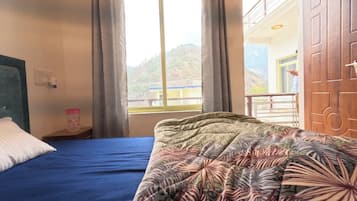 Deluxe Double or Twin Room, Balcony, Mountain View