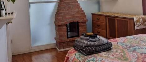Superior Apartment, City View | Iron/ironing board, free WiFi