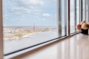 Interior - Vacation apartment "FjordLoft" on the 24th floor of the Viking Tower (Schleswig)