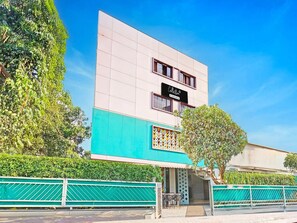 House | Exterior - Super Collection O Pune Nagar Road Viman Nagar (Pune)