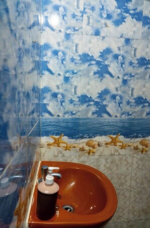 Standard Double Room, Air conditioning | Bathroom - Premium Hotel Canopy Stay Baga Goa (Arpora)