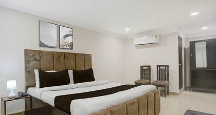 Deluxe Super Collection O Civil Lines Prayagraj