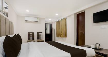 Deluxe Super Collection O Civil Lines Prayagraj