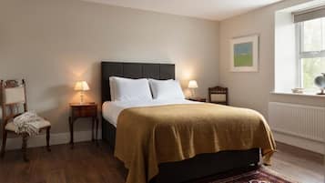 Superior Double Room, City View | Desk, free WiFi