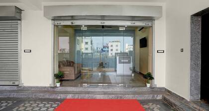 Deluxe Super Townhouse Puri Bypass Crossway