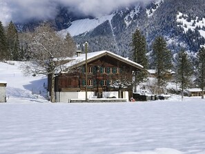 Esterni