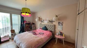 5 chambres, fer et planche Ă repasser, Wi-Fi, draps fournis