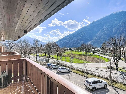 Herrliche Wohnung für 4 Gäste mit TV und Balkon
