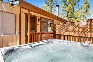 Outdoor spa tub - Big Bear Cabin w/ Hot Tub Near Lake & Slopes | Pet Friendly (Big Bear Lake)
