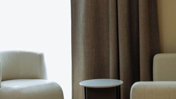 Phòng Suite Cao cấp, quang cảnh thành phố | Nội thất