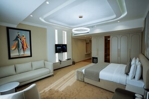 Luxury Suite, City View - Grand Altyn Hotel (Shymkent)