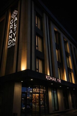 Exterior - Grand Altyn Hotel (Shymkent)
