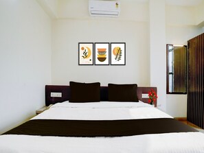 House - Super Hotel O Pachgaon (Kolhapur)