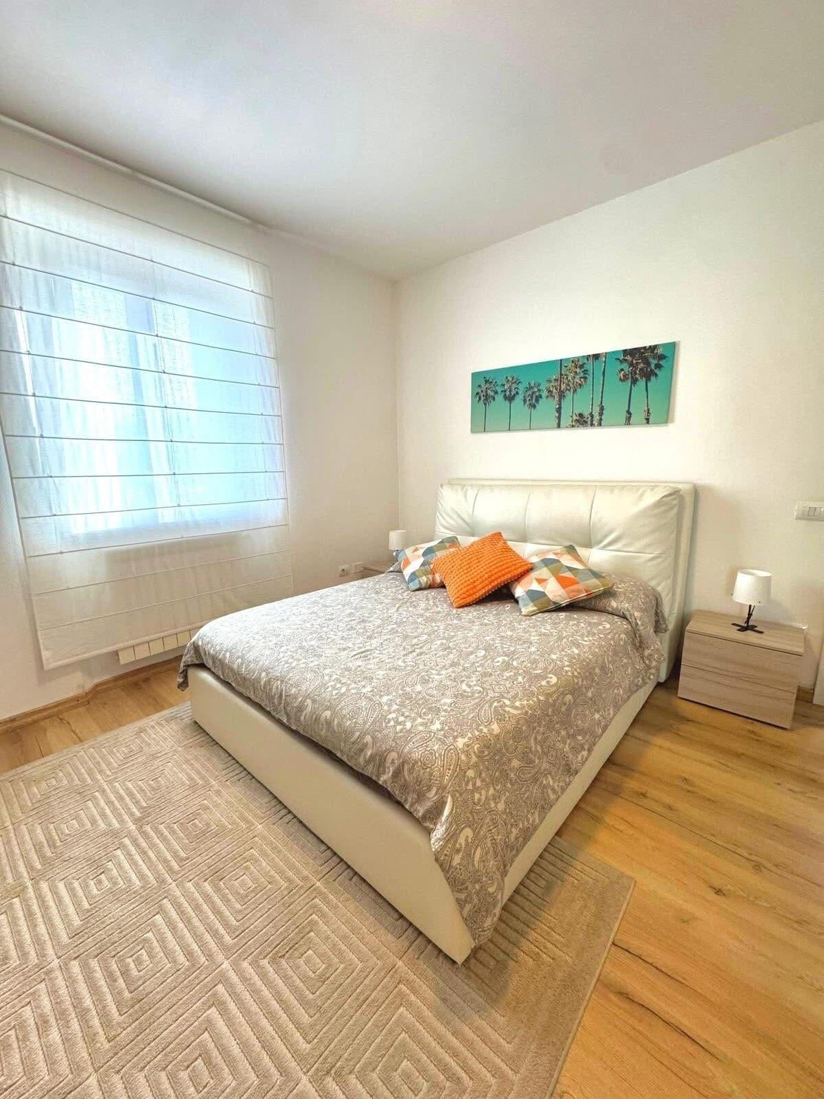 2 bedrooms, WiFi, bed sheets