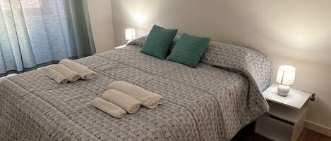 WiFi, bed sheets