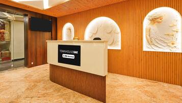 House | Reception