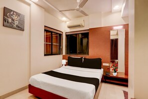 Room - Super Townhouse Oak Ramdaspeth Downtown (Nagpur)