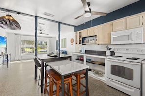 House, Accessible | 2 bedrooms, Internet - Pet Friendly 2B Games BBQ - Walk to the Beach (Indian Rocks Beach)