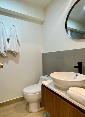 House - w Engaging Cozy 1BR w Balcony in San Isidro (Lima)