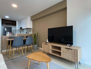 Apartment - w Engaging Cozy 1BR w Balcony in San Isidro (Lima)