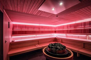 Sauna - Recharge in 2 Soothing Haven Steps from the Ocean | Wellness & Pool Access (Kamperland)