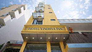 A hotel building with a sign reading 'HOTEL VINDHYA INN.' - Hotel Vindhya Inn - Delhi Airport (New Delhi)