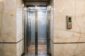 Interior - KDSON Vindhya Inn - Delhi Airport (Mahipalpur, New Delhi)