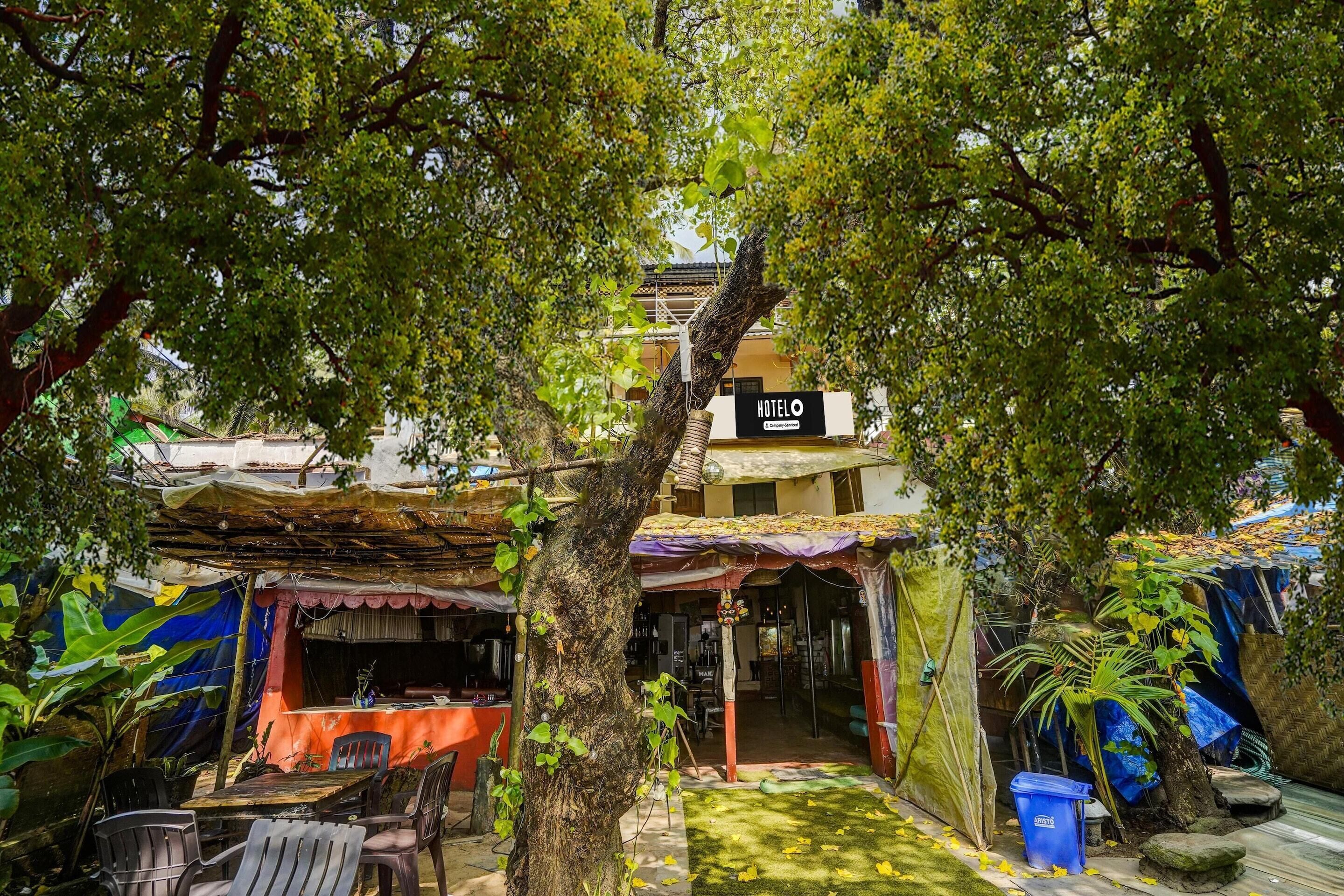 House | Outdoor dining