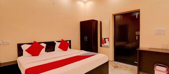 คอลเลกชัน โอ นิว ลัคเนา ยูนิเวอร์ซิตี้