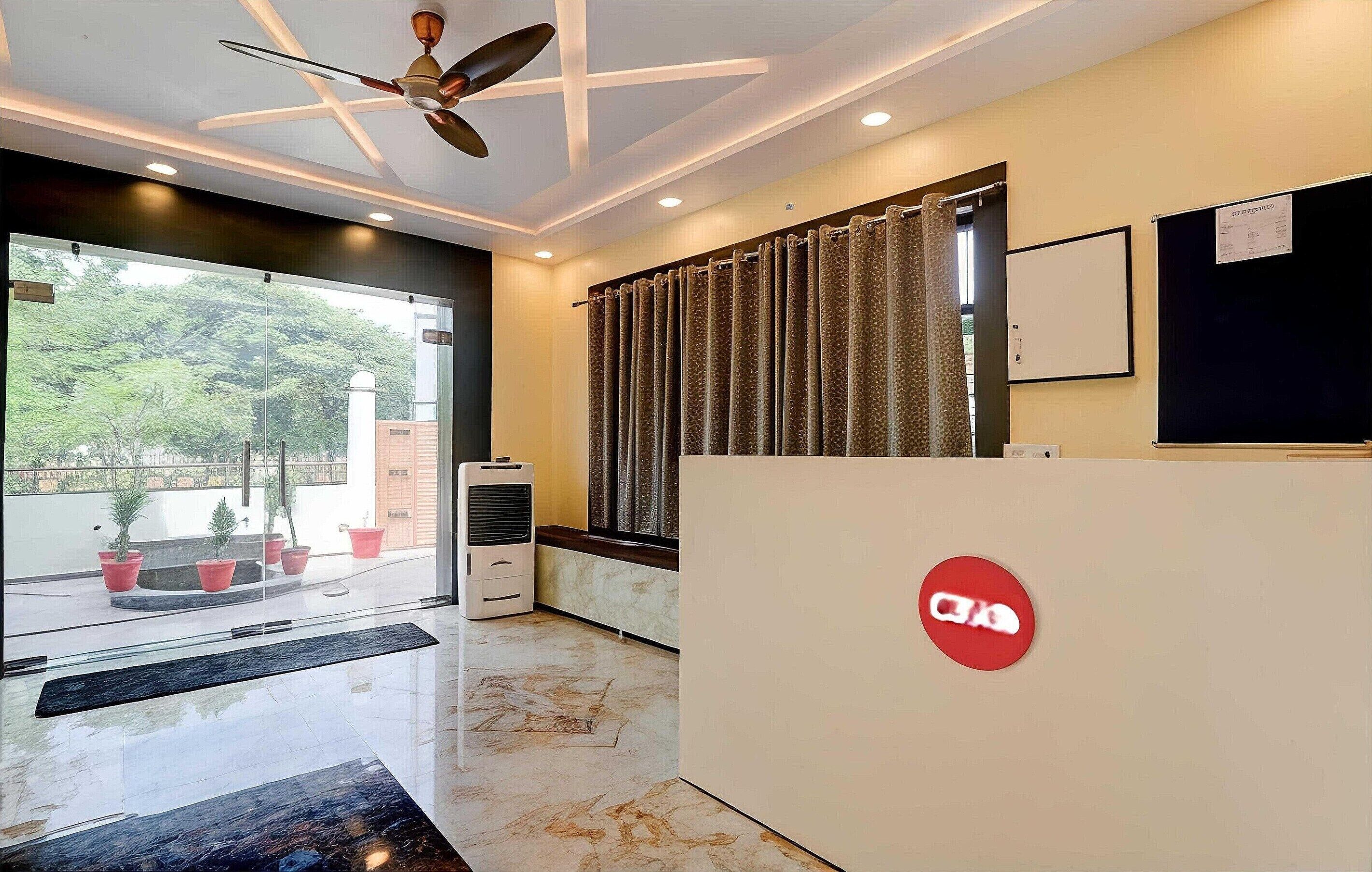 하우스 | 리셉션