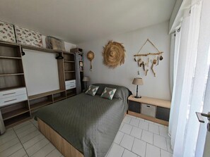 2 bedrooms - Stunning T2 sea view - 4 guests (Canet-en-Roussillon)