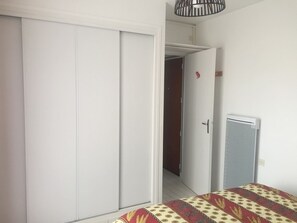 Room - Cozy apartment with AC - 4 guests, near the beach (Argelès-sur-Mer)