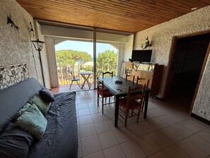 Living area - Apartment with sea view - 4 guests (Argelès-sur-Mer)