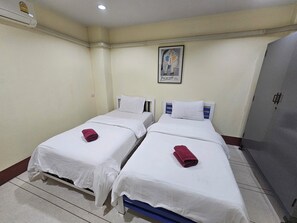 Room - jrguesthousehatyai (Chang Wat Songkhla)