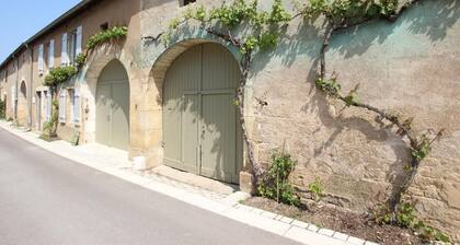 Gßte de groupe convivial à Bucey-lÚs-Gy, idéal randonneurs