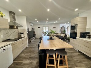 Fridge, microwave, oven, stovetop - Villa with pool and air conditioning - 6 guests (Saint-Cyprien)