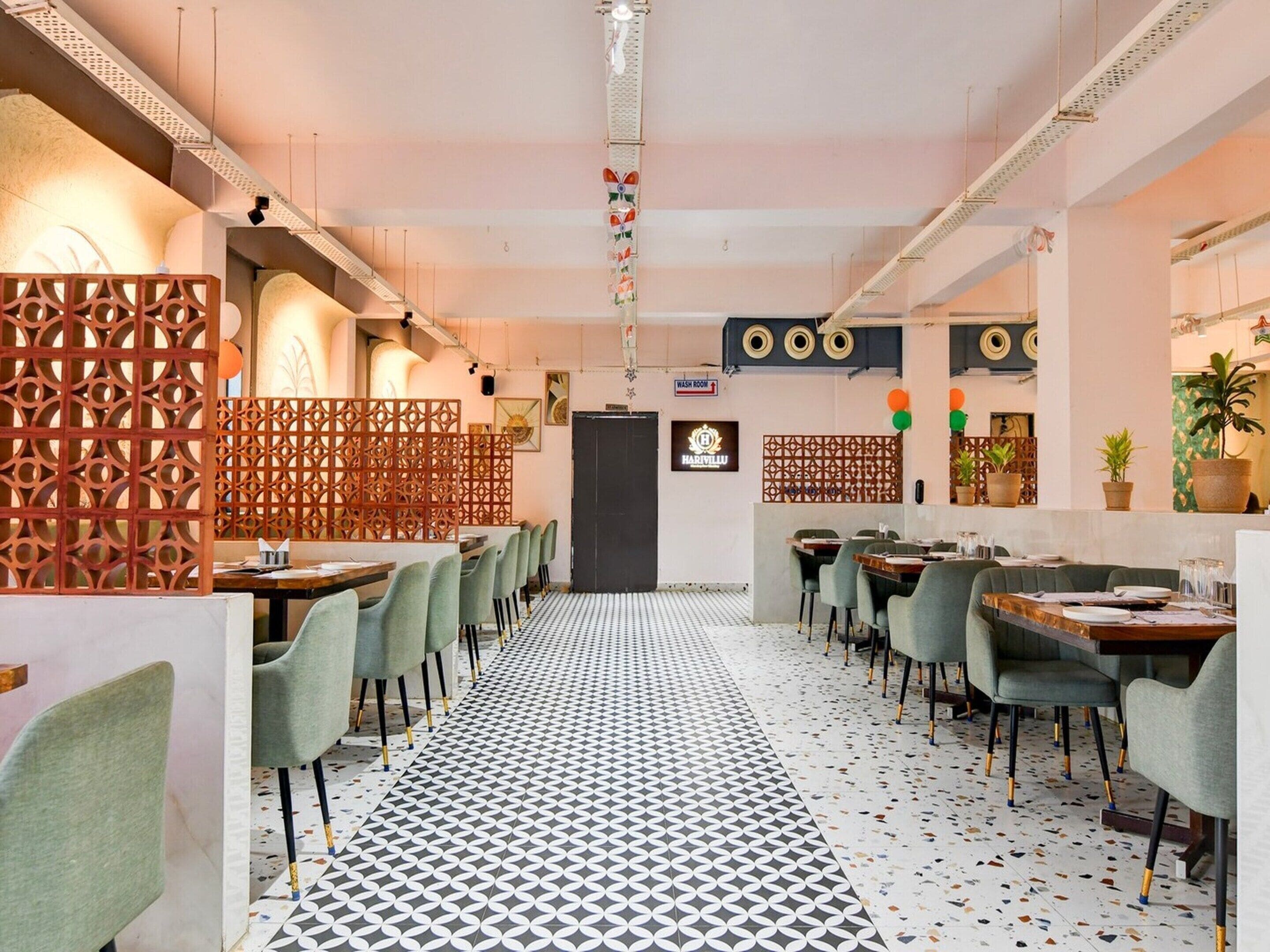 House | Dining