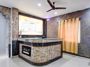 Casa | Recepció
