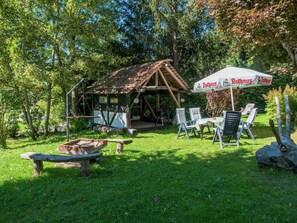 Apartment | Garden - Zentral Gelegene Ferienwohnung mit Garten (Guetenbach)