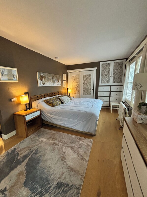 1 bedroom, iron/ironing board, WiFi, bed sheets