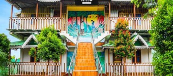 클래식, 발코니 있음, 모네르 마누쉬