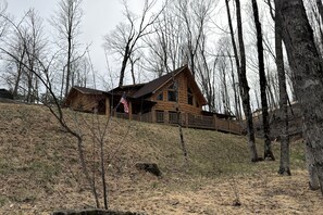 Exterior - Modern Mountain Retreat on Sugar Mtn 3 King Suites-Near Slopes and Banner Elk (Sugar Mountain)
