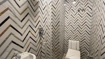 Deluxe Double Room, City View | Bilik Mandi