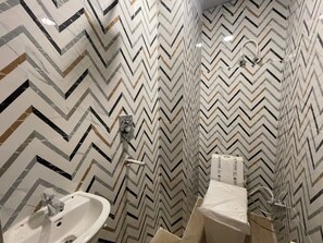 Bathroom - Hotel Kasa Nest (Delhi)