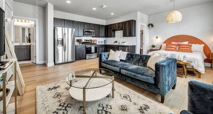 Cozy Secluded Studio With Full Kitchen - W&D