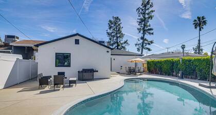 Studio Tours & Universal Fun! Burbank Family Home