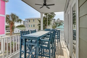 House (4 Bedrooms) | Interior - 1 Block to Shore: Myrtle Beach Home w/ Pool Access (Myrtle Beach)