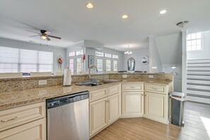 House (4 Bedrooms) | Interior - 1 Block to Shore: Myrtle Beach Home w/ Pool Access (Myrtle Beach)