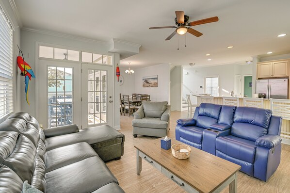 House (4 Bedrooms) | Interior - 1 Block to Shore: Myrtle Beach Home w/ Pool Access (Myrtle Beach)